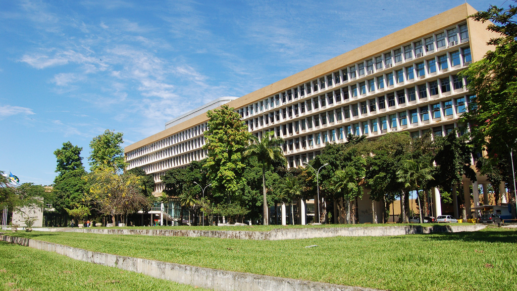 Imagem representando a instituição UFRJ
